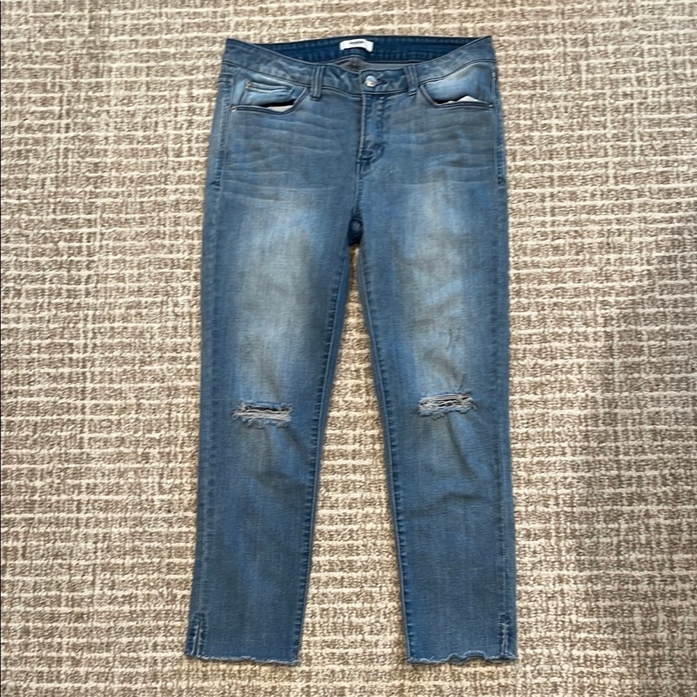 Kensie Skinny Distressed Jeans with Cropped ankles